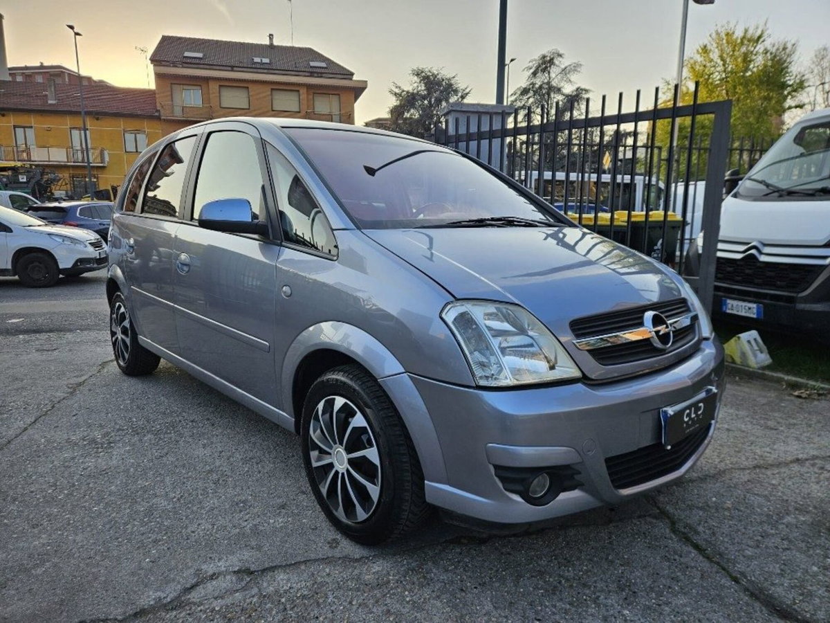 Opel Meriva 1.6 16V Club (2)