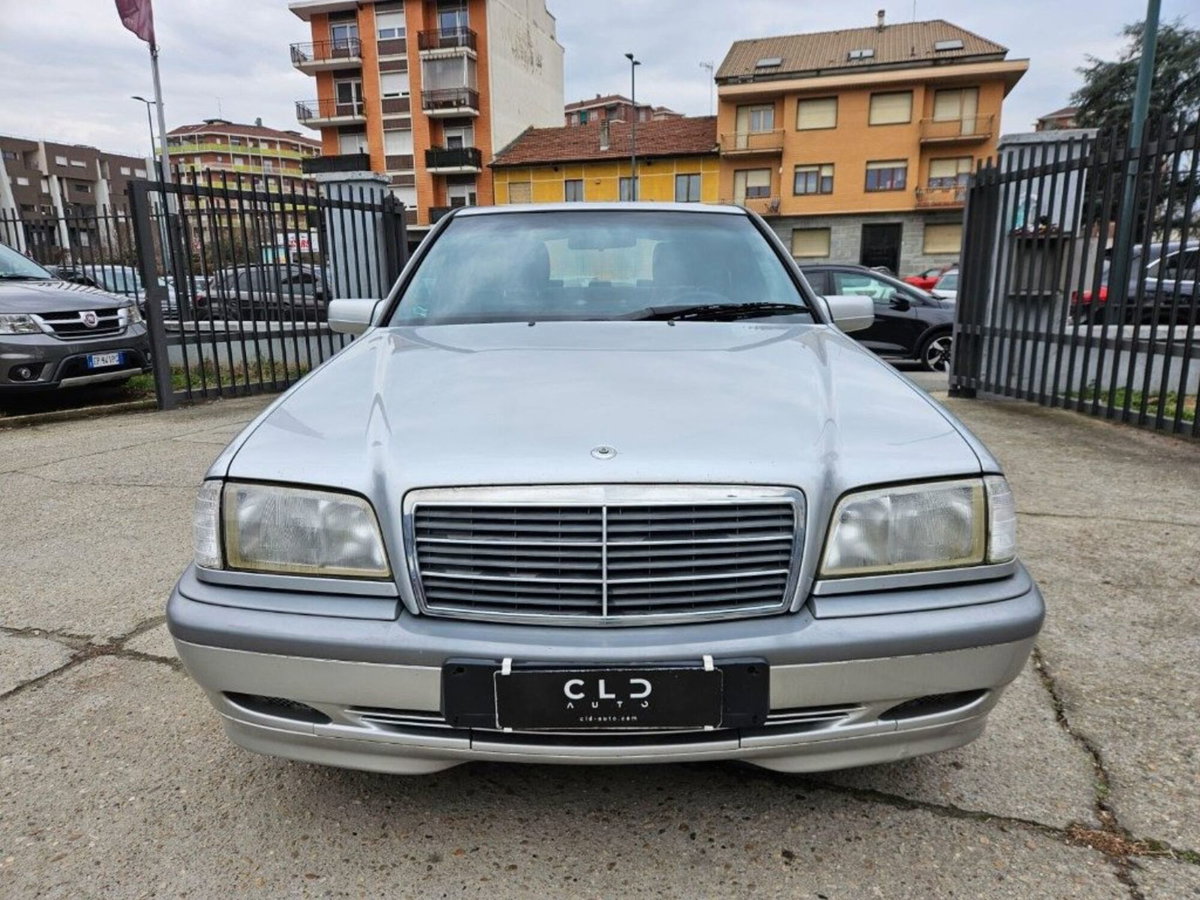 Mercedes-Benz Classe C 180 cat Classic (2)