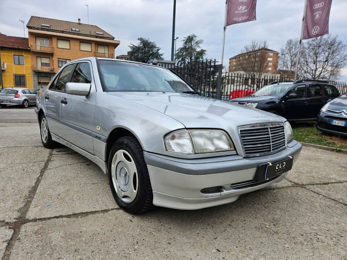 Mercedes-Benz Classe C 180 cat Classic (3)