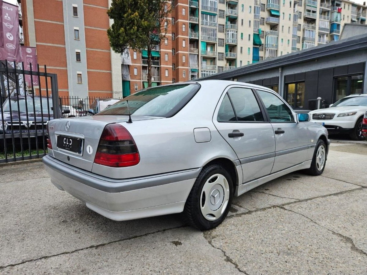 Mercedes-Benz Classe C 180 cat Classic (4)
