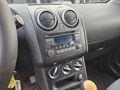 Nissan Qashqai 1.5 dCi DPF Acenta (12)