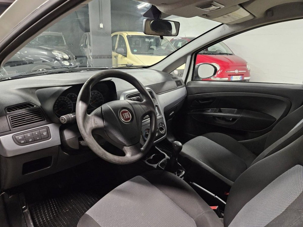Fiat Grande Punto 1.3 MJT 75 CV 5 porte S&S Actual (7)