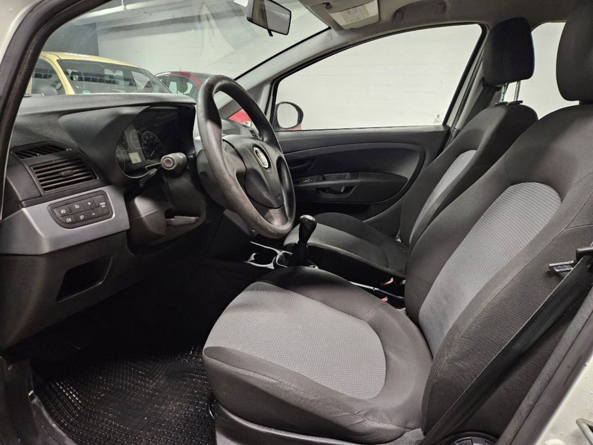 Fiat Grande Punto 1.3 MJT 75 CV 5 porte S&S Actual (8)