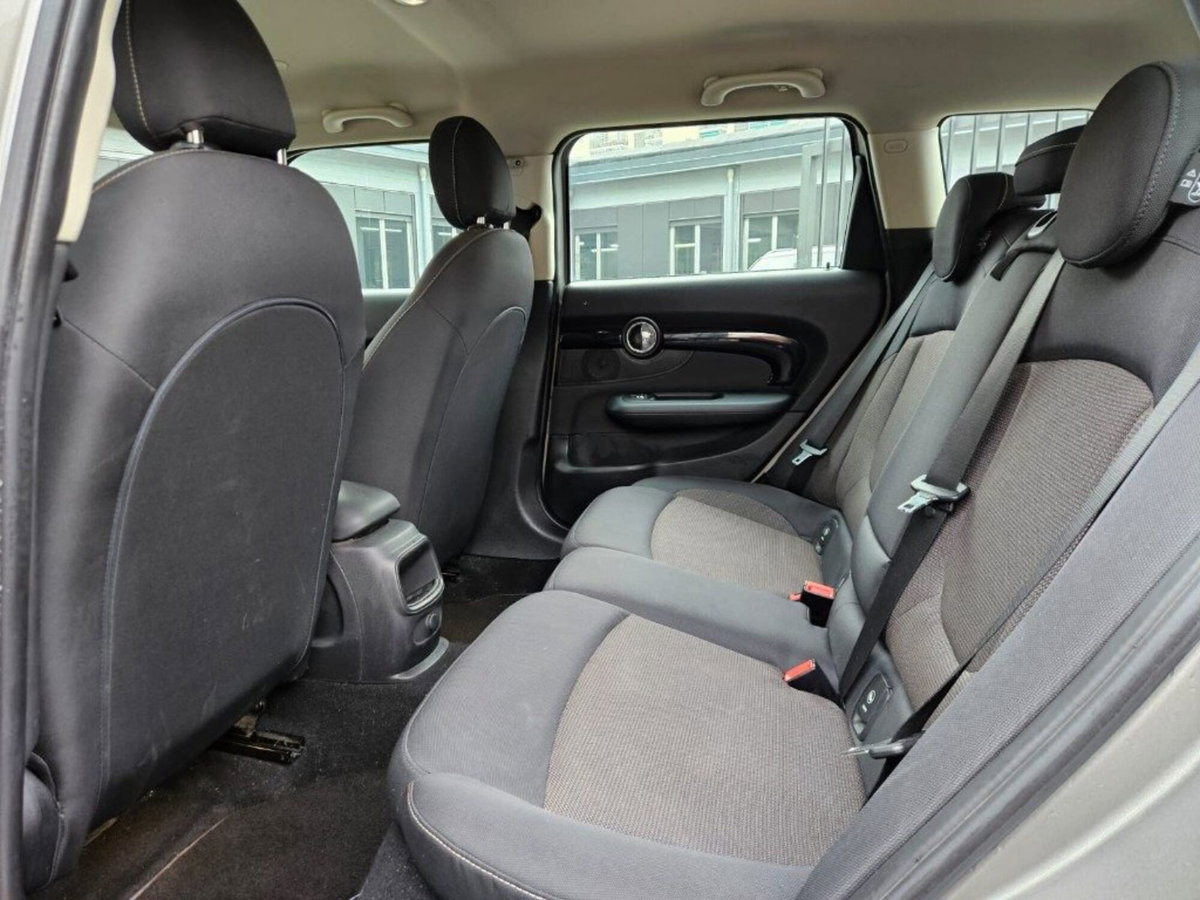 MINI Mini Clubman 1.5 One D Business Clubman (10)