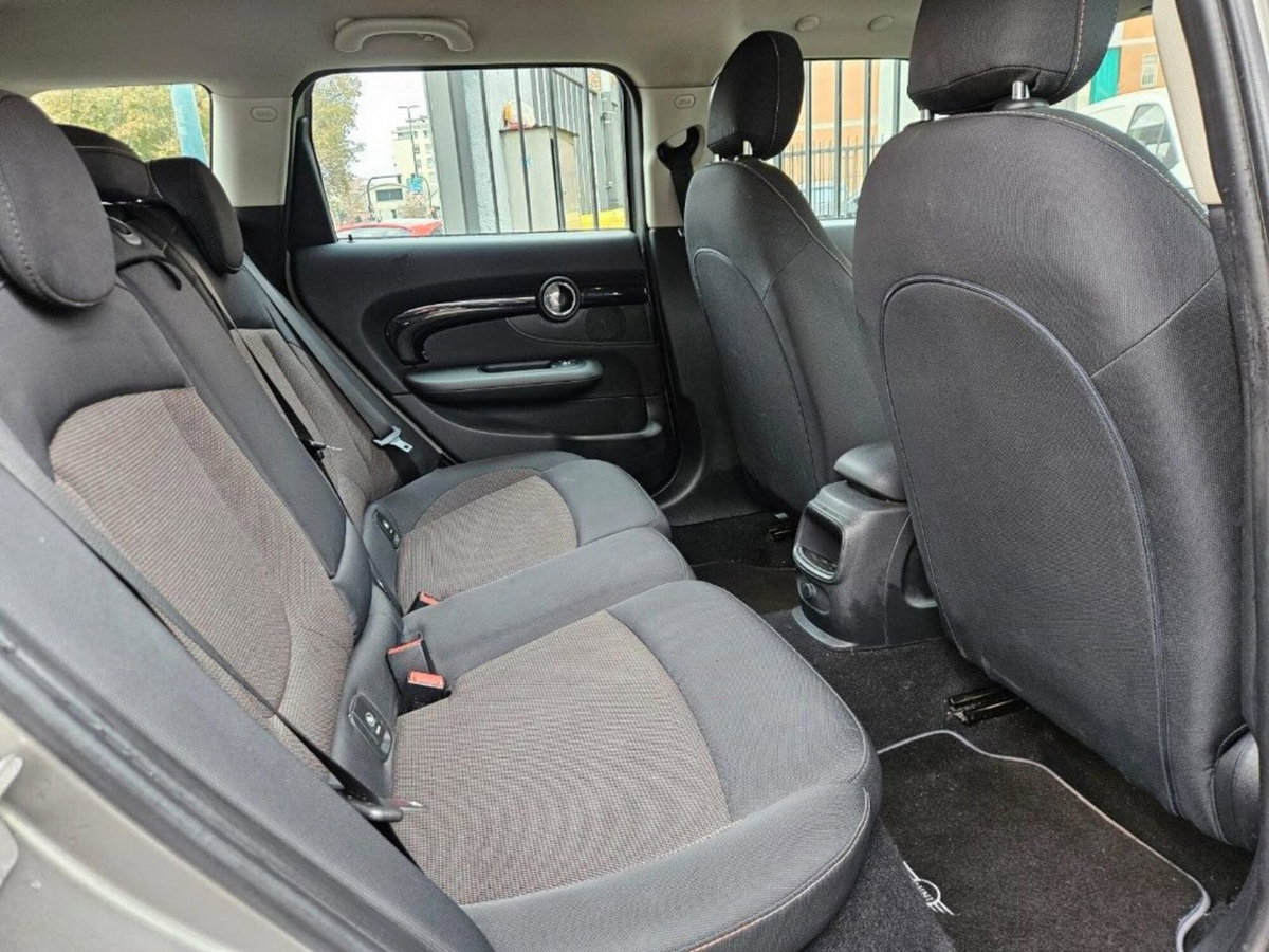 MINI Mini Clubman 1.5 One D Business Clubman (13)