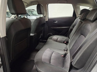 Nissan Qashqai 1.5 dCi DPF Acenta (8)