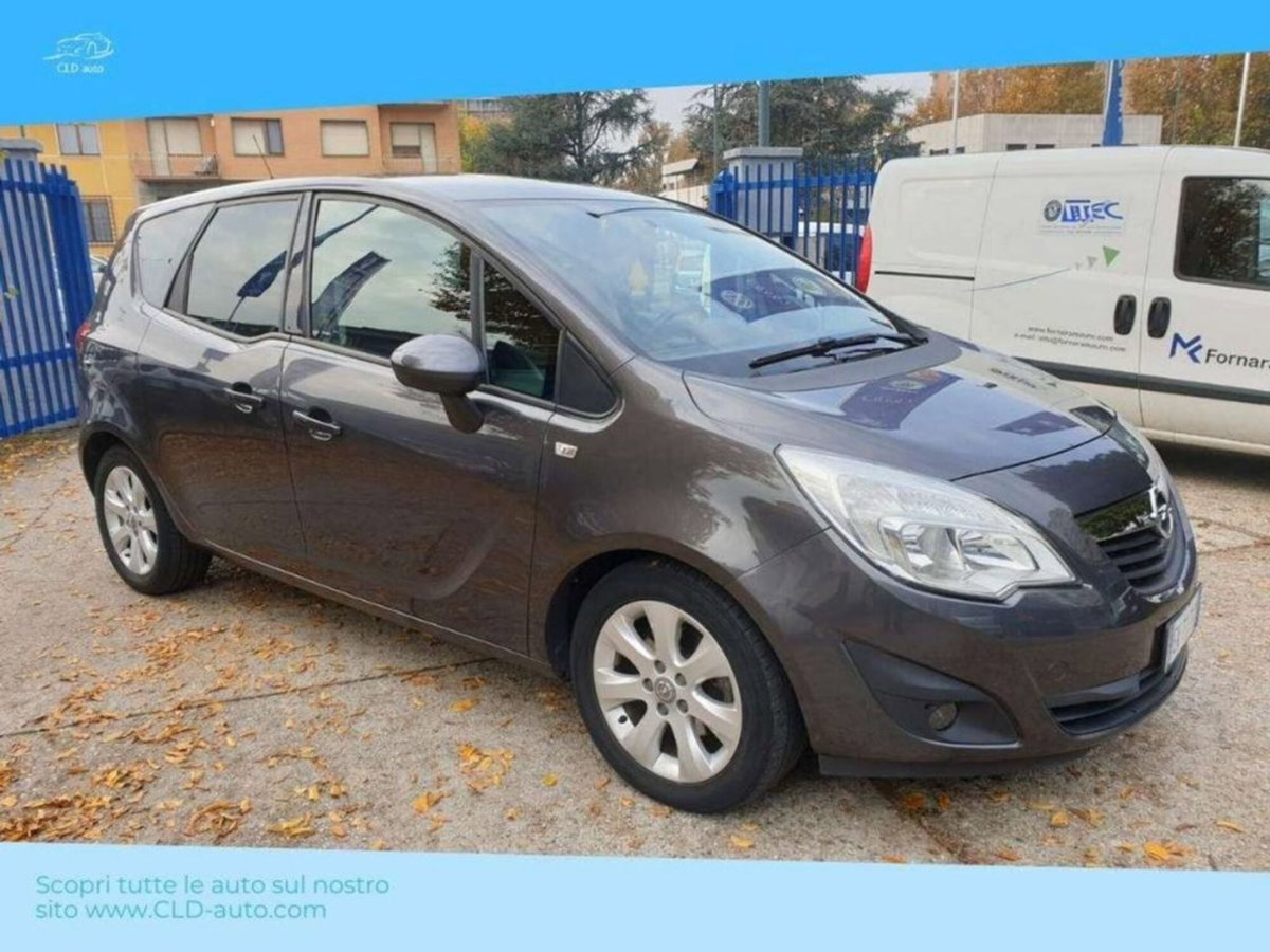 Opel Meriva 1.3 CDTI 95CV ecoFLEStart&Stop Cosmo (2)