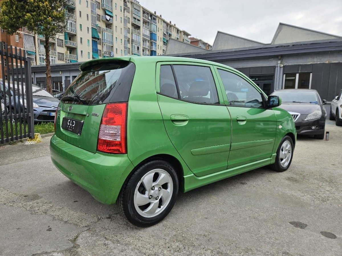 Kia Picanto 1.1 12V CRDi VGT Spicy (2)