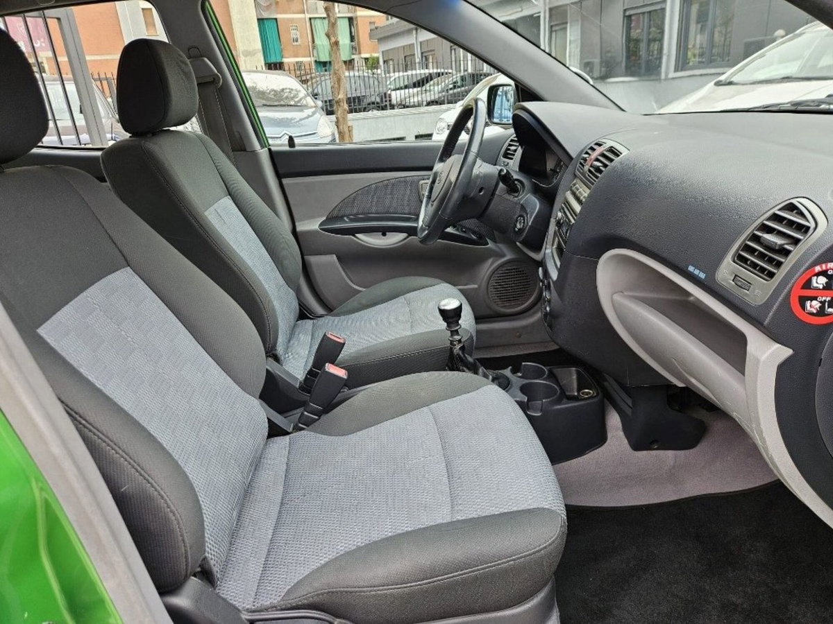 Kia Picanto 1.1 12V CRDi VGT Spicy (9)