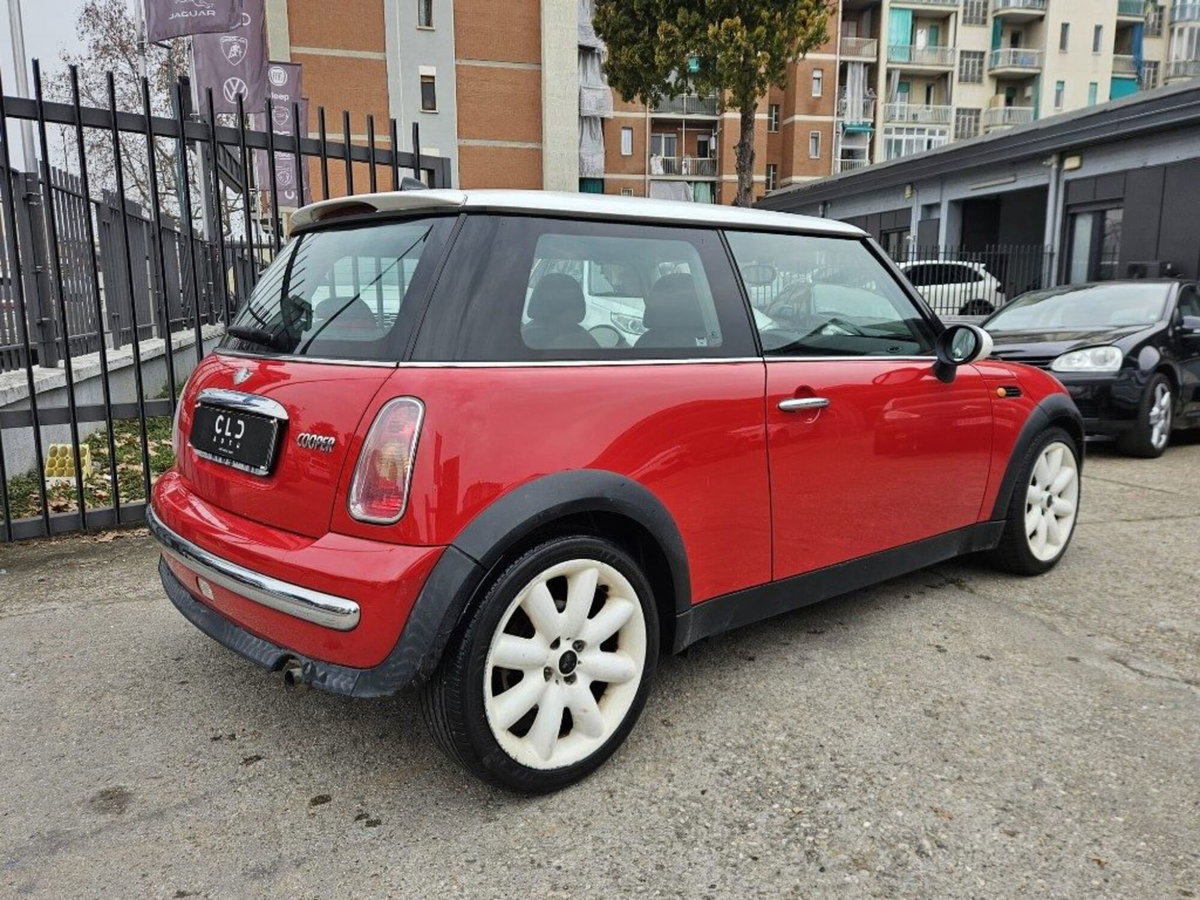 MINI Mini 1.6 16V Cooper (3)