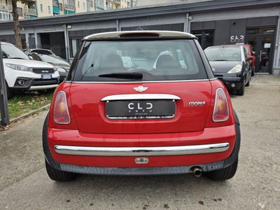 MINI Mini 1.6 16V Cooper (4)