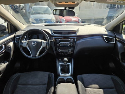 Nissan Qashqai 1.2 DIG-T Acenta (8)