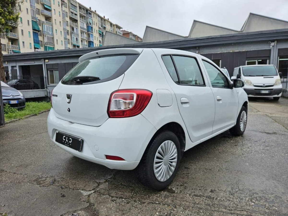 Dacia Sandero 1.2 75CV Ambiance (4)