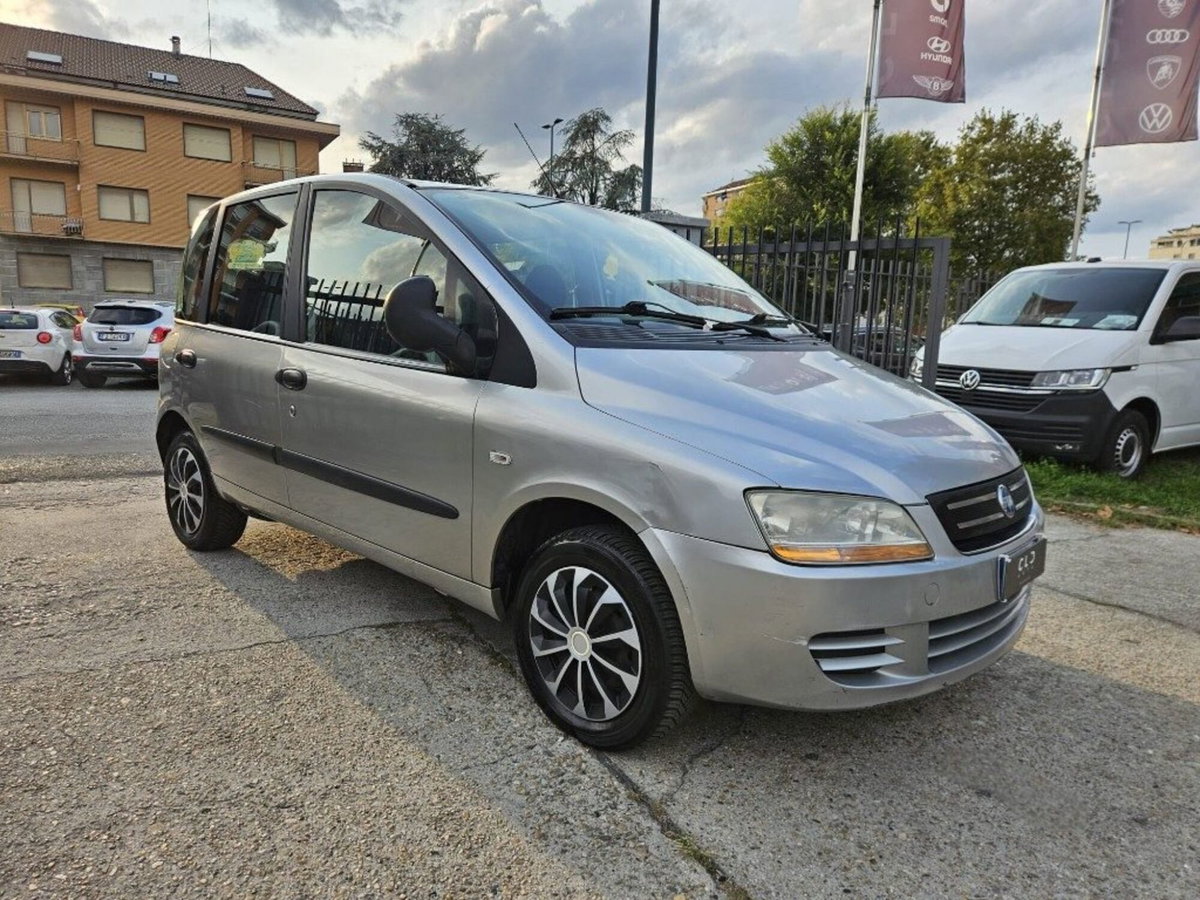 Fiat Multipla 1.6 16V Natural Power Dynamic (2)