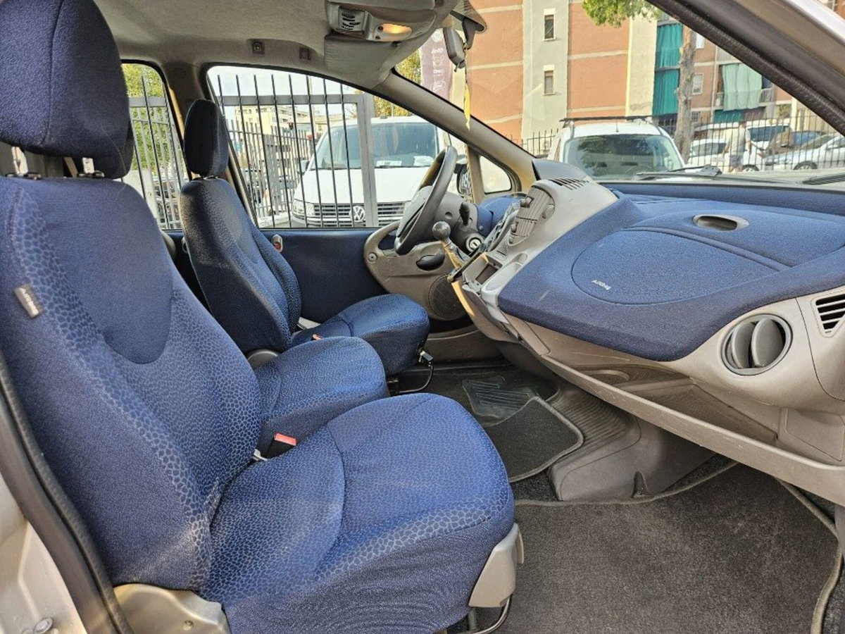 Fiat Multipla 1.6 16V Natural Power Dynamic (9)