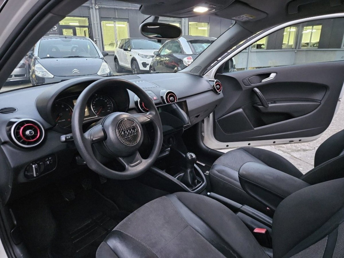 Audi A1 1.0 TFSI ultra Sport (7)
