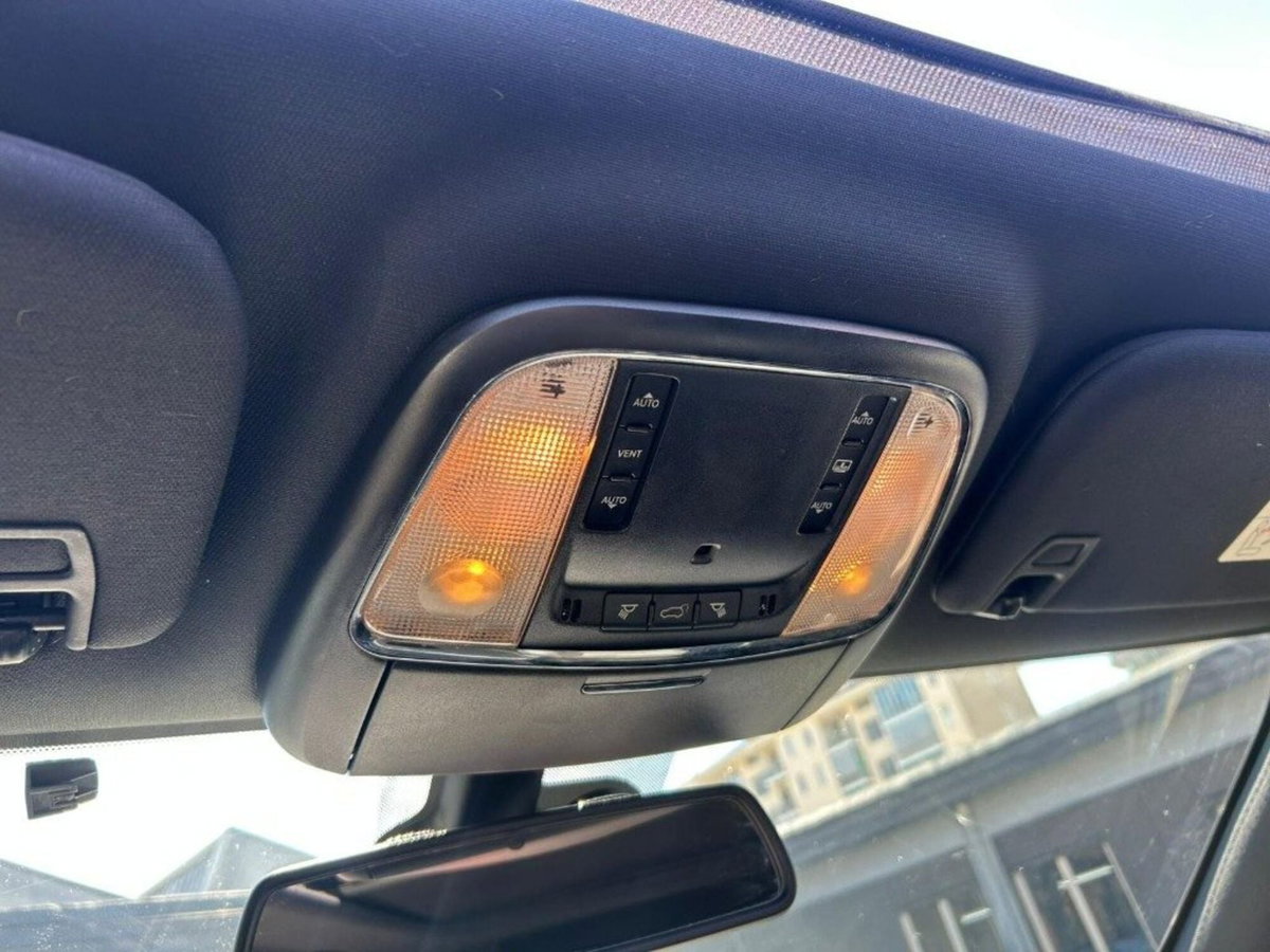 Jeep Grand Cherokee 3.0 V6 CRD 250 CV Multijet II Overland (11)