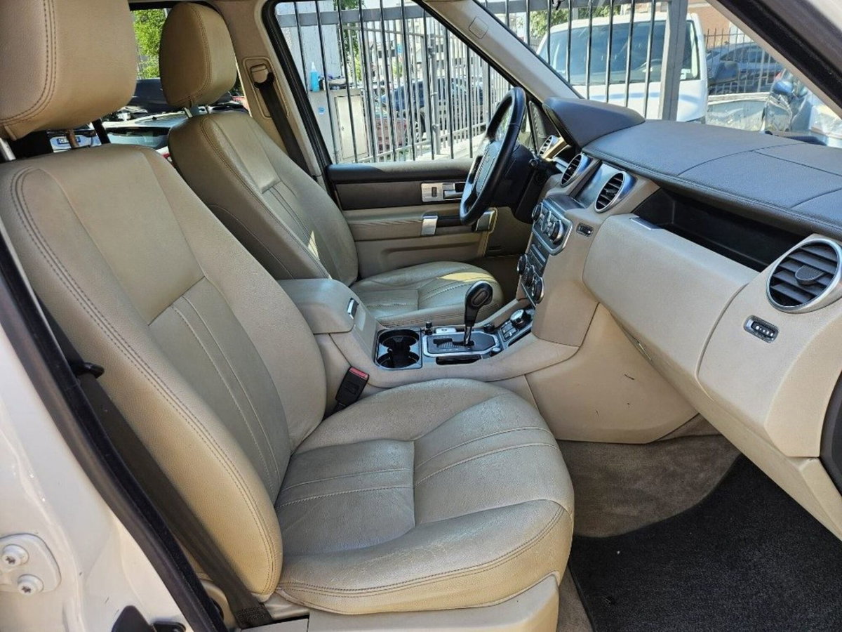 Land Rover Discovery 4 2.7 TDV6 S (10)