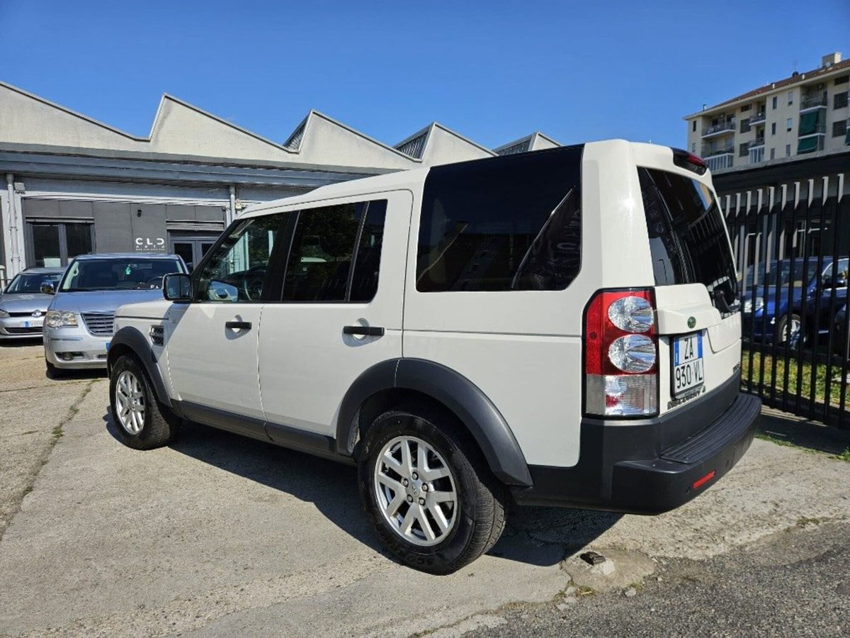 Land Rover Discovery 4 2.7 TDV6 S (5)
