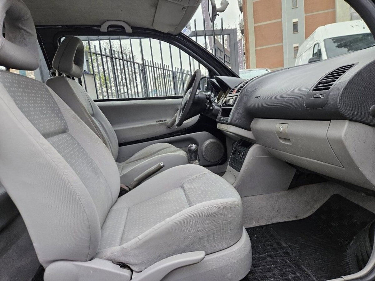 Volkswagen Lupo TDI cat Highline (6)