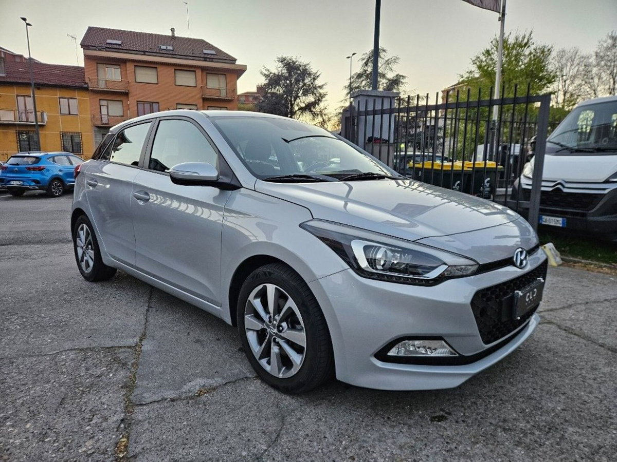 Hyundai i20 1.1 CRDi 12V 5 porte Style (3)