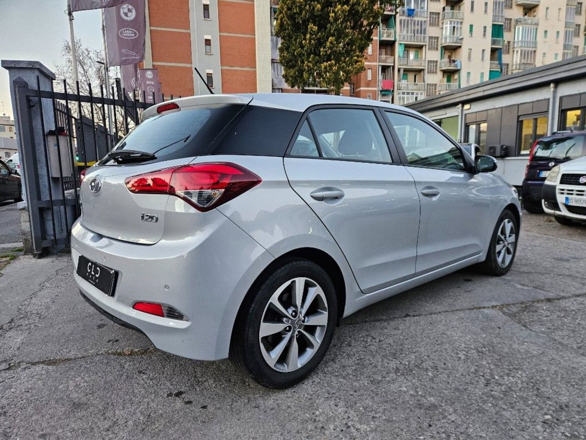 Hyundai i20 1.1 CRDi 12V 5 porte Style (4)