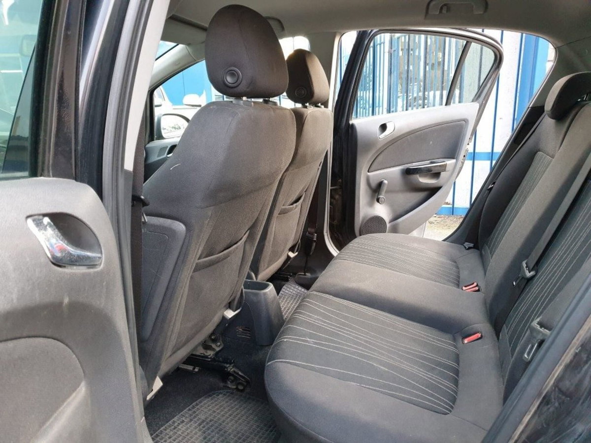 Opel Corsa 1.3 CDTI 75CV F.AP. 5 porte Club (12)