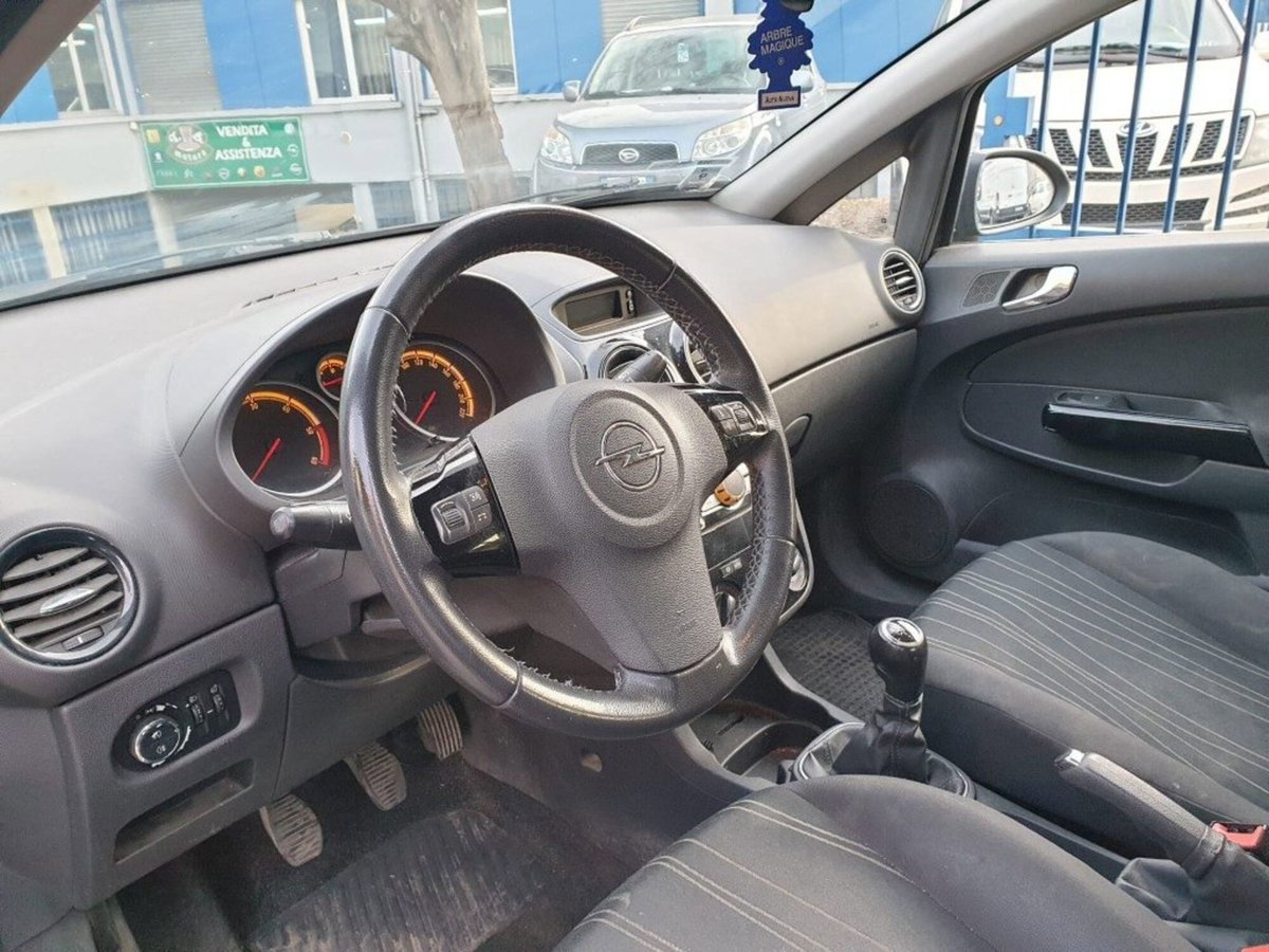 Opel Corsa 1.3 CDTI 75CV F.AP. 5 porte Club (8)
