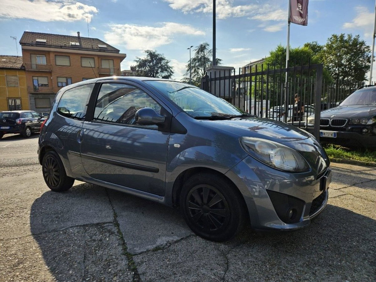 Renault Twingo 1.2 16V Confort (4)