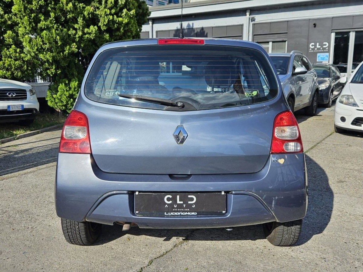 Renault Twingo 1.2 16V Confort (6)