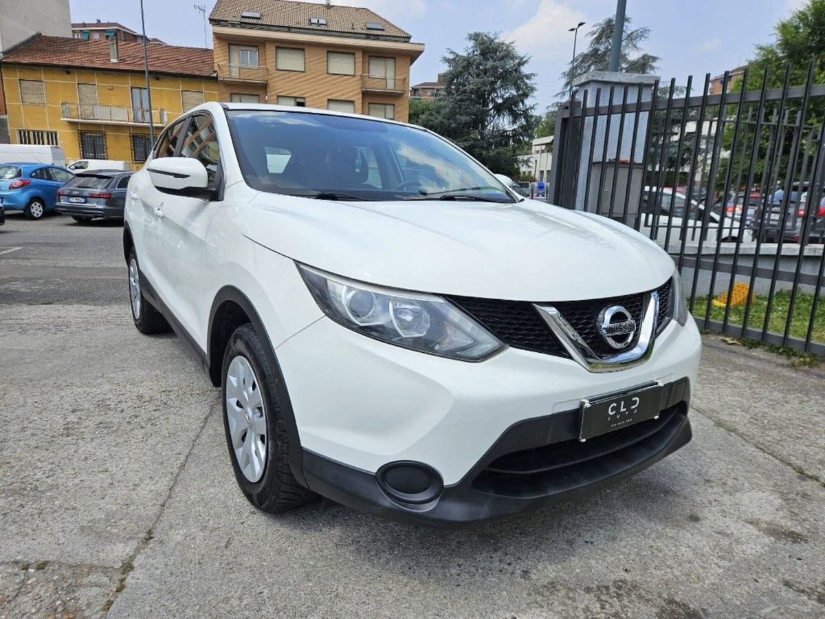 Nissan Qashqai 1.2 DIG-T N-Connecta (2)