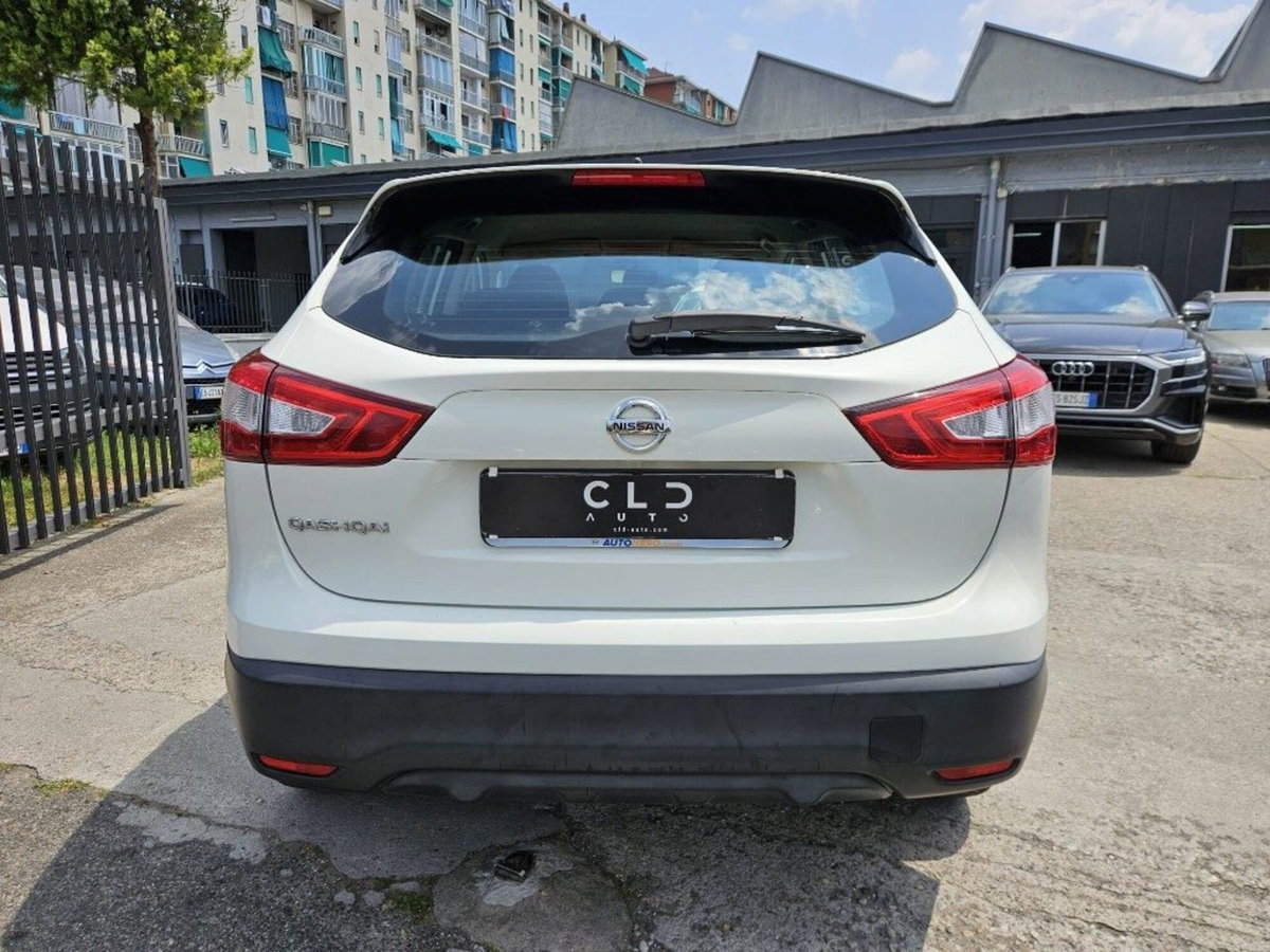 Nissan Qashqai 1.2 DIG-T N-Connecta (4)