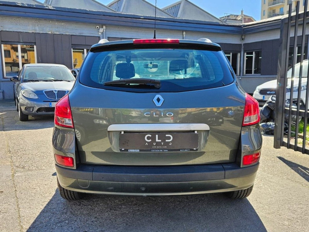 Renault Clio SporTour 1.2 16V TCE 100CV SporTour (4)
