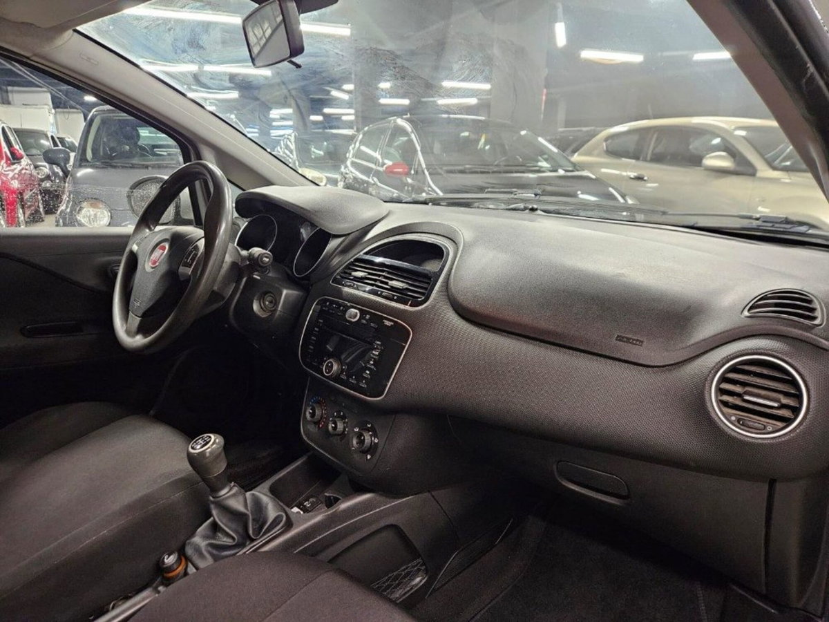 Fiat Punto 1.3 MJT II S&S 85 CV 5 porte ECO Street (8)