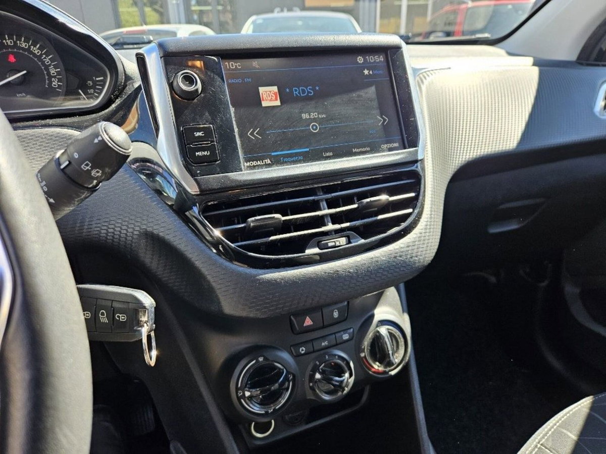 Peugeot 2008 82 Allure (9)