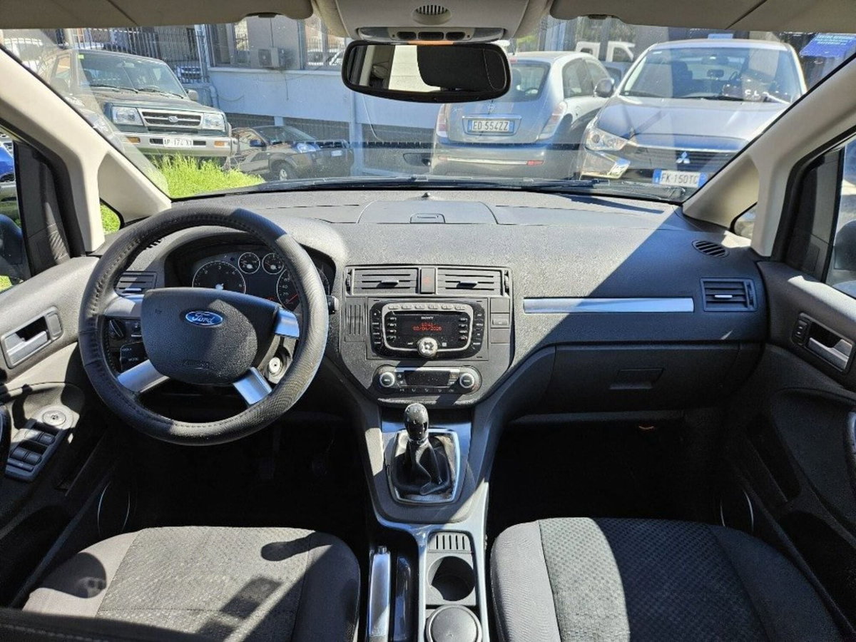 Ford C-Max 1.6 TDCi 90 CV Titanium (7)