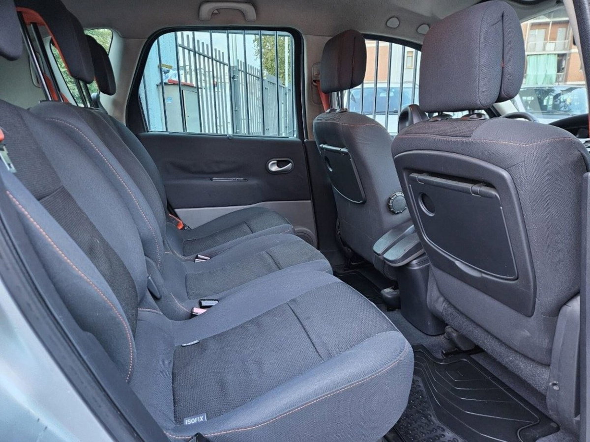 Renault Grand Scénic 1.5 dCi/105CV (10)
