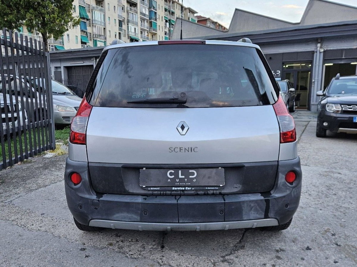 Renault Grand Scénic 1.5 dCi/105CV (3)