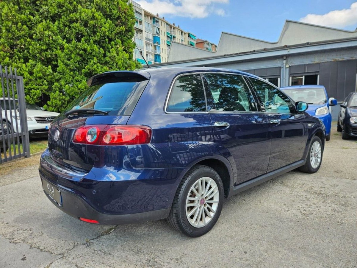 Fiat Croma 1.9 Multijet 16V Dynamic (4)