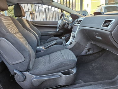 Peugeot 307 Cabrio 16V CC (9)