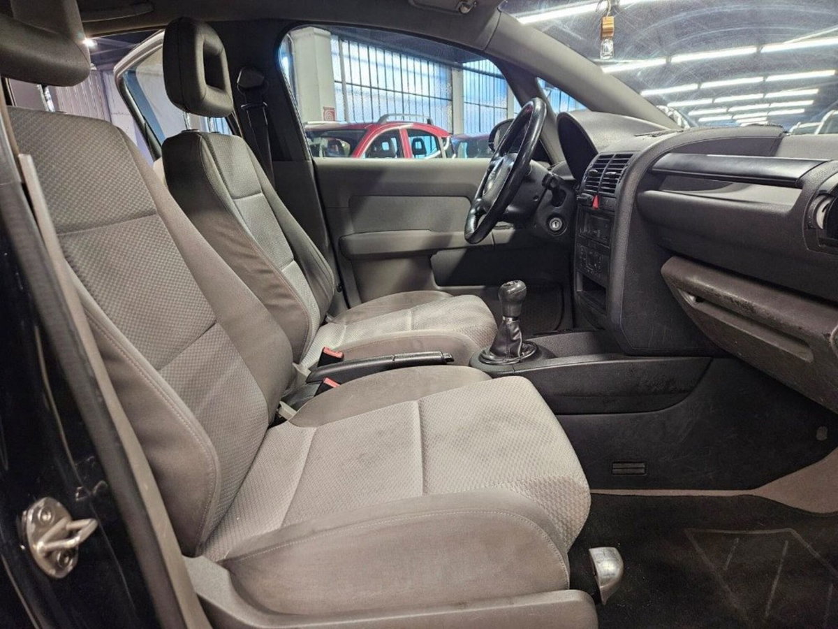 Audi A2 1.4 16V (10)