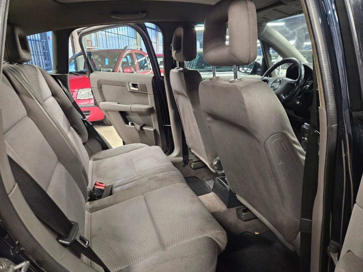 Audi A2 1.4 16V (11)