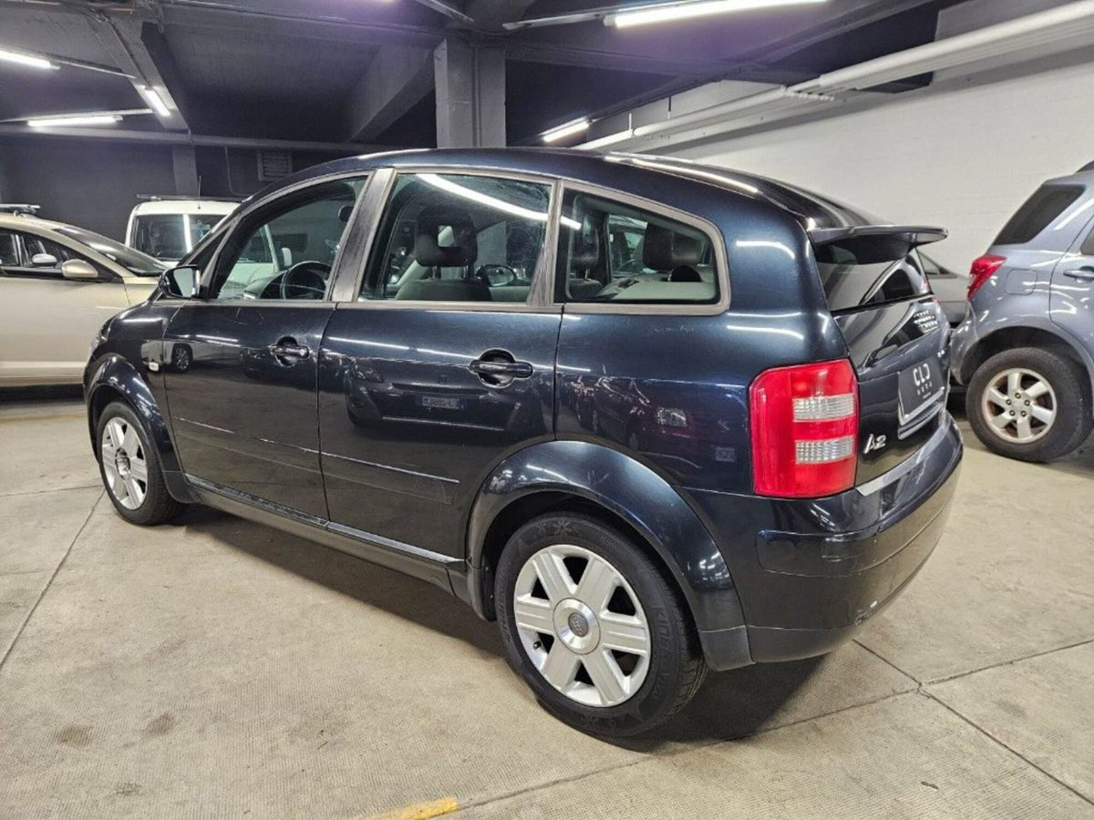 Audi A2 1.4 16V (6)