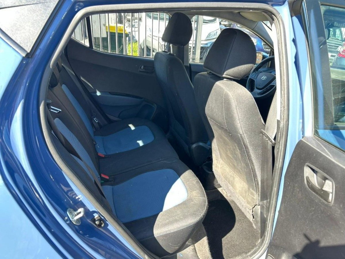 Hyundai i10 1.0 LPGI Econext Sound Edition (9)