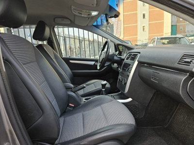 Mercedes-Benz Classe B 180 CDI Sport (11)
