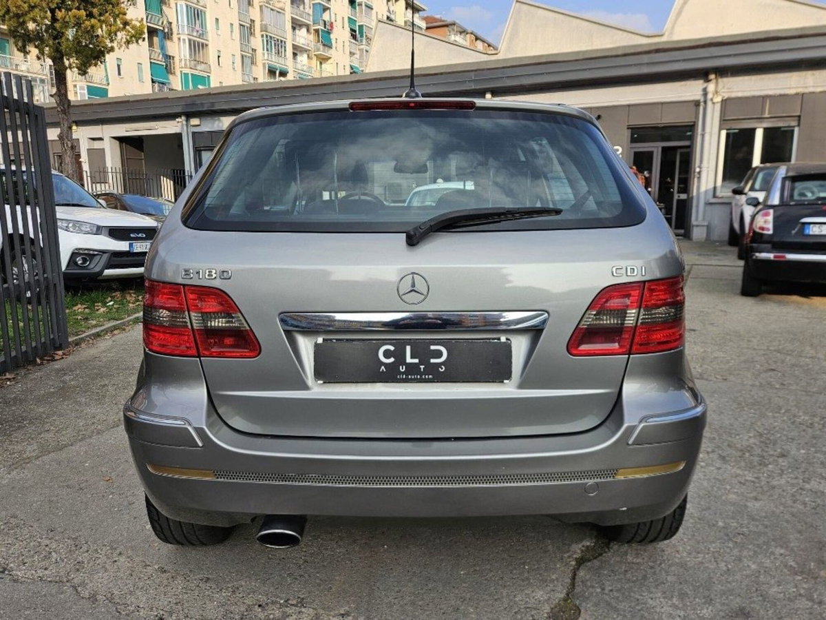 Mercedes-Benz Classe B 180 CDI Sport (5)