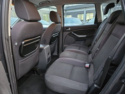 Ford C-Max 1.6 TDCi 90 CV Titanium (11)