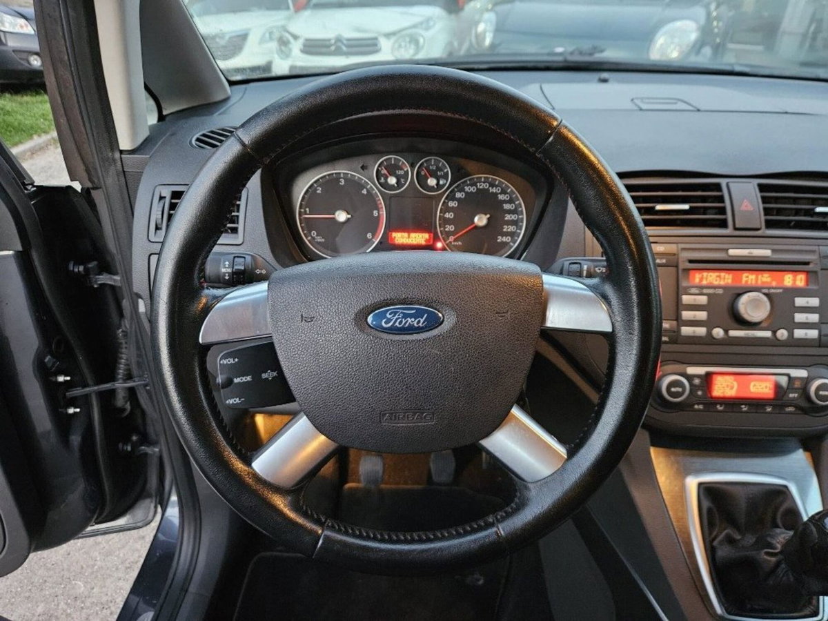 Ford C-Max 1.6 TDCi 90 CV Titanium (12)