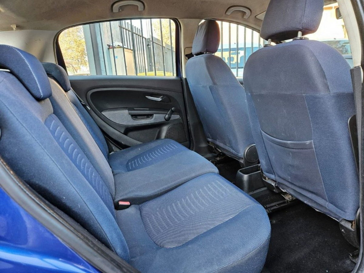 Fiat Grande Punto 1.2 5 porte (6)