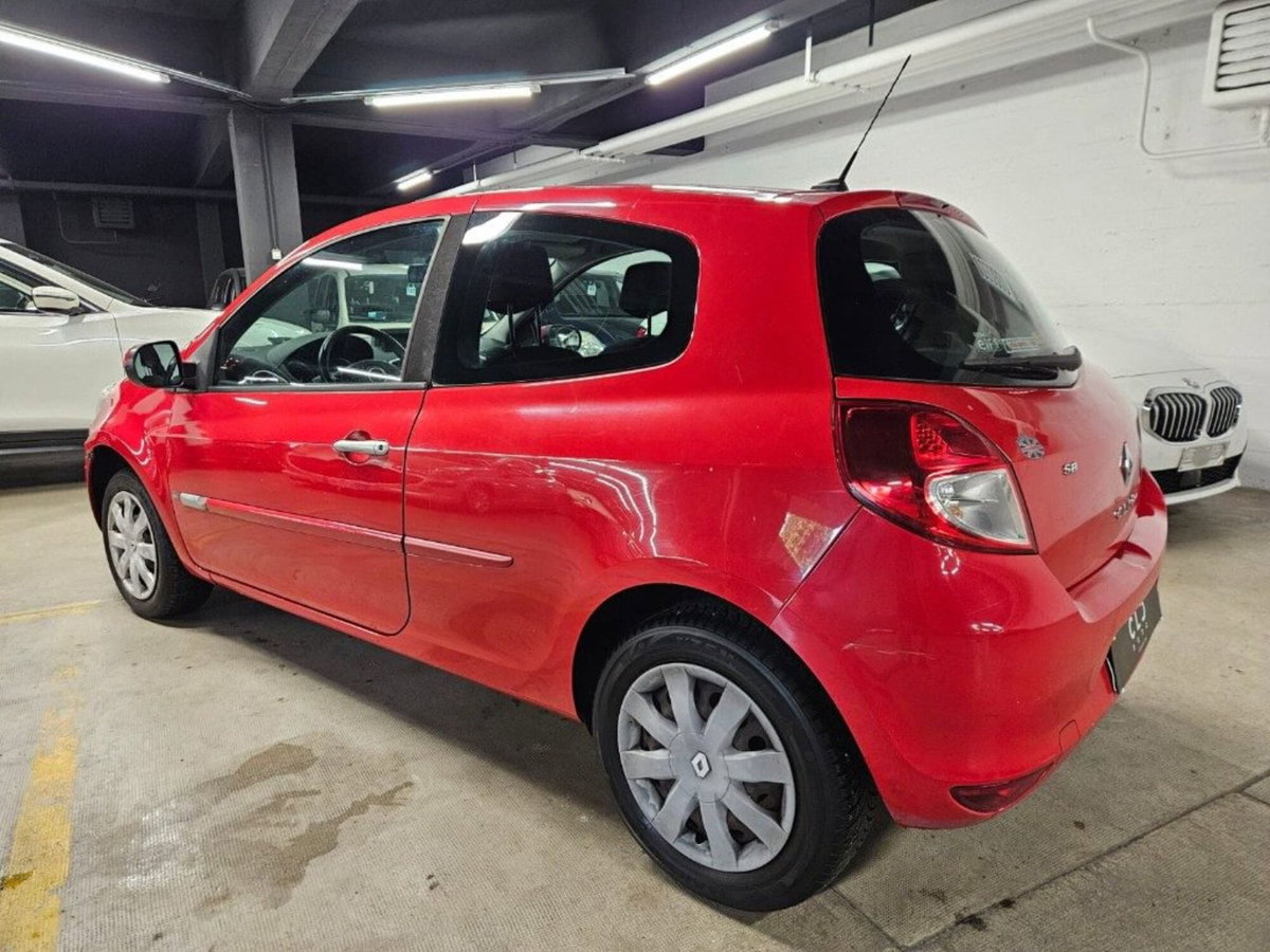 Renault Clio 1.2 16V 3 porte (3)